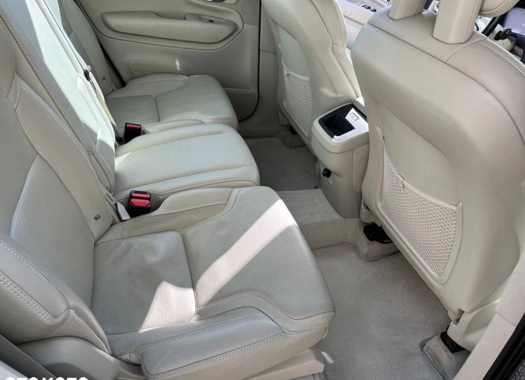 Volvo XC 90 cena 140000 przebieg: 133000, rok produkcji 2017 z Gdańsk małe 436